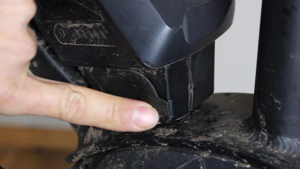 How to clean electric bike