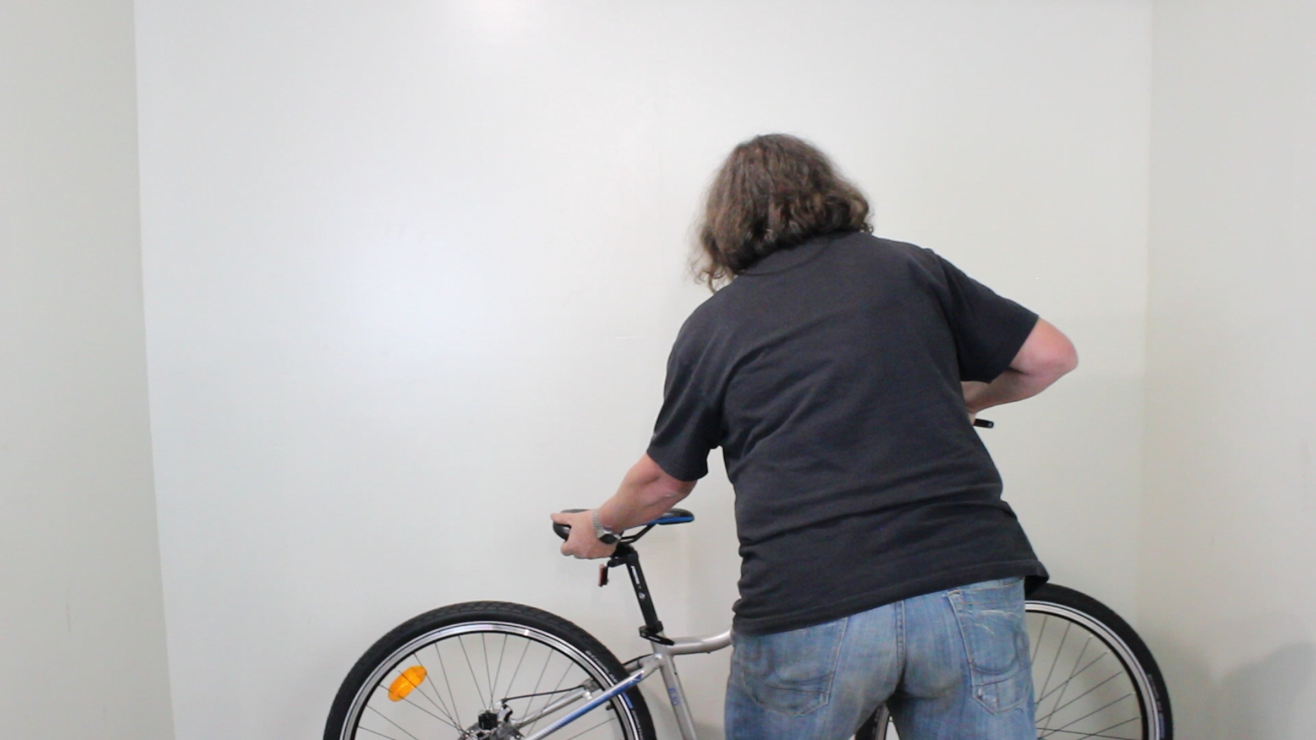 How to oil a bike chain Cycle Maintenance Academy