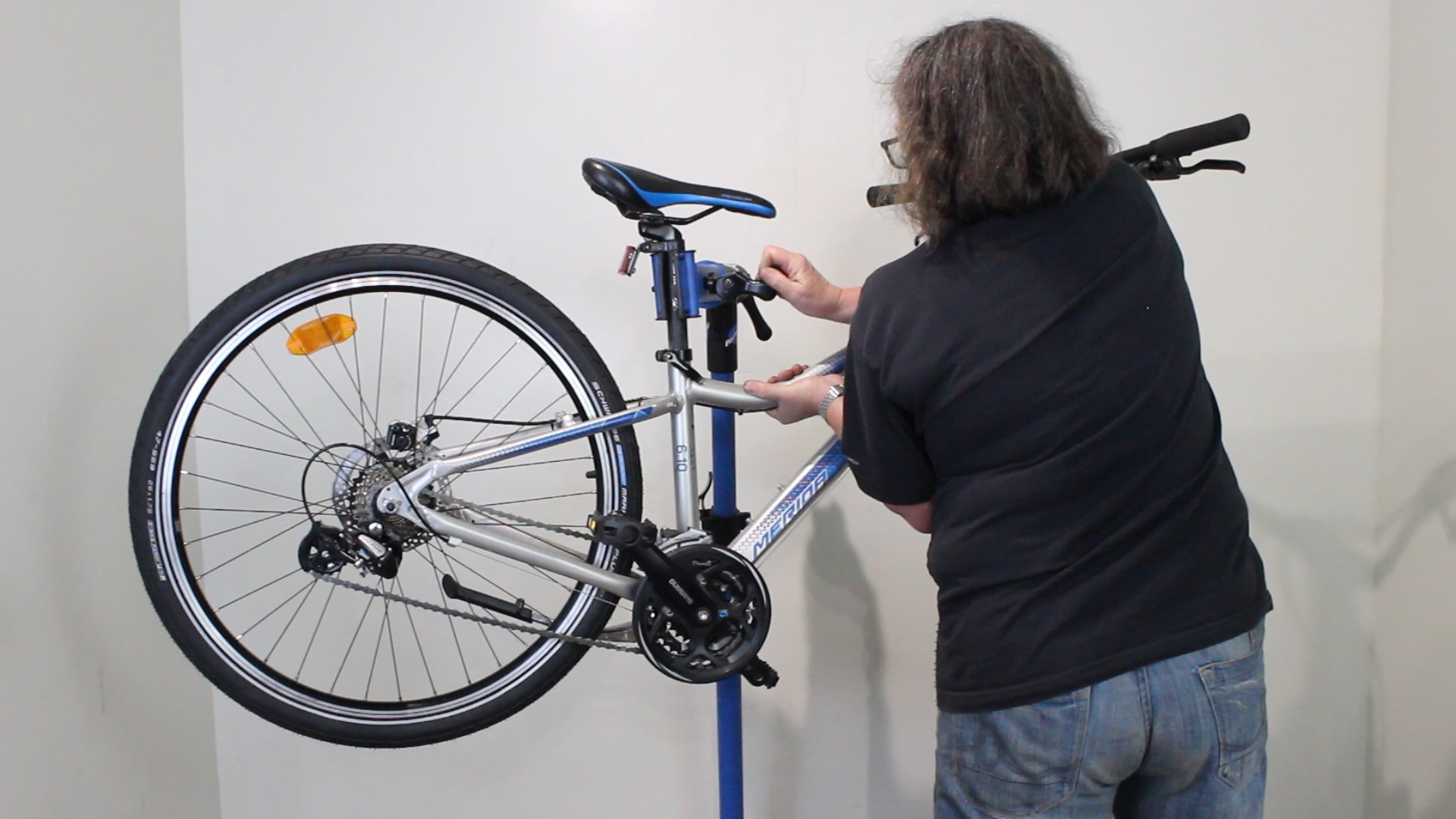 How to oil a bike chain Cycle Maintenance Academy