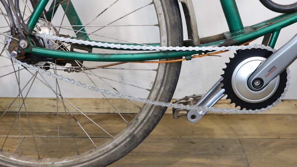 how to tighten bike chain