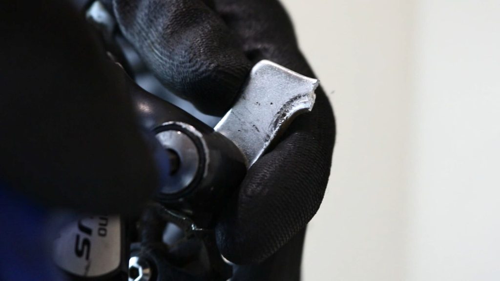 How to find the right derailleur hanger