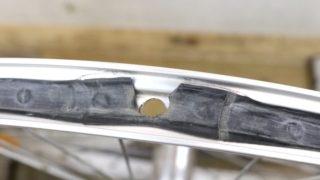 deflated tyre - damaged rim tape
