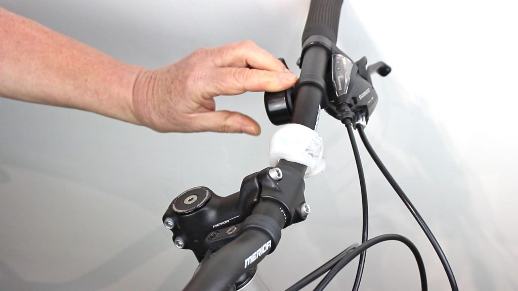 how to remove rear bike wheel