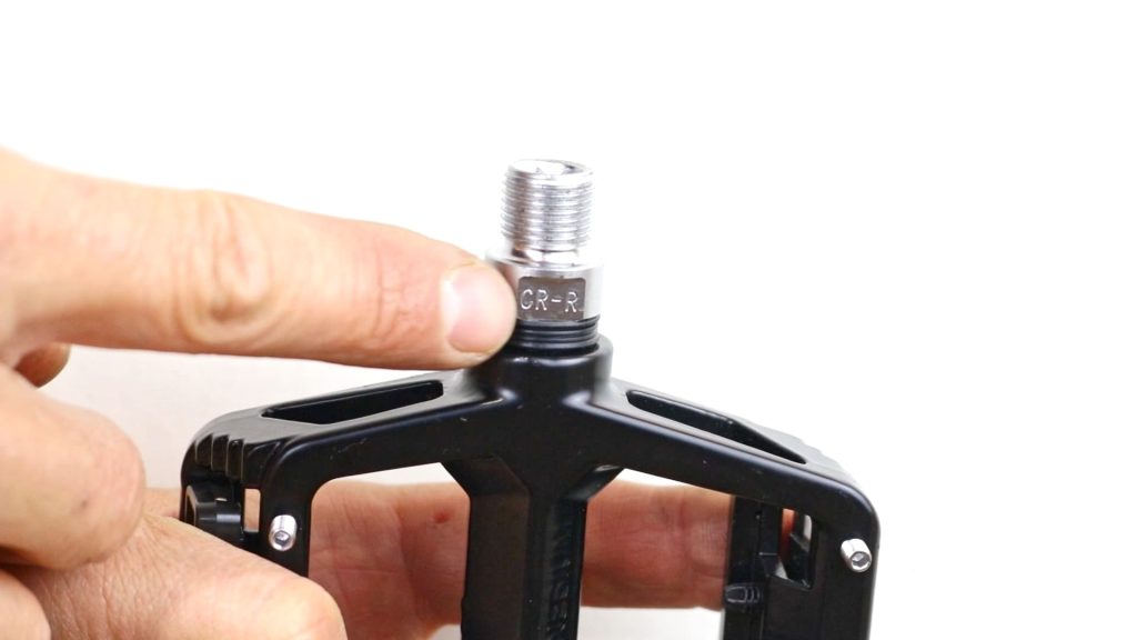 checking bike pedals right and left
