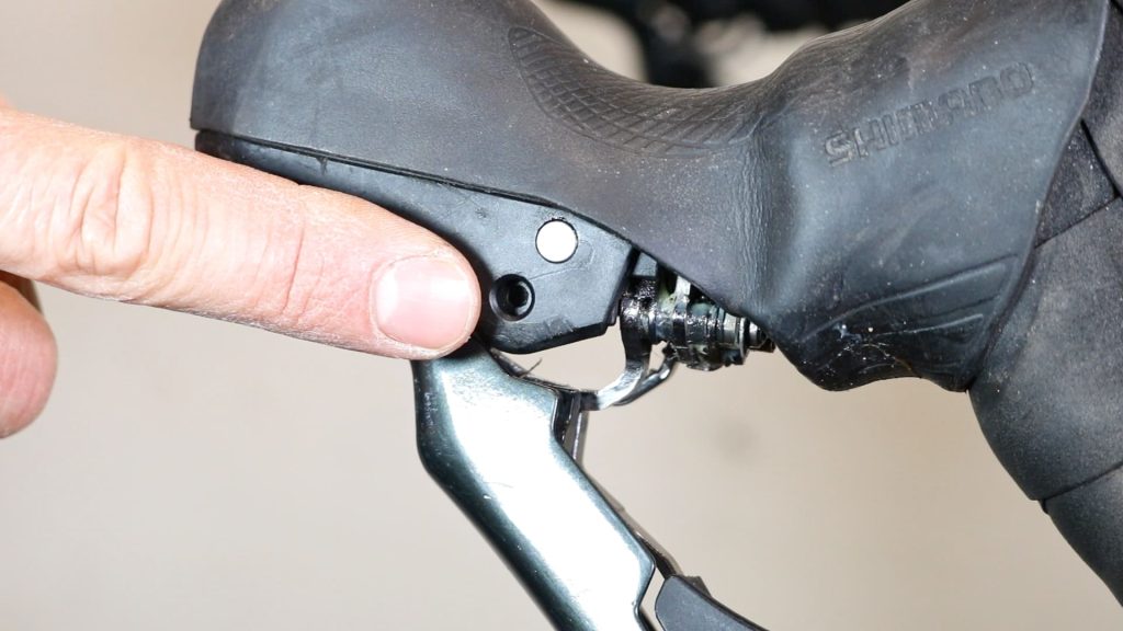 adjust brake lever reach