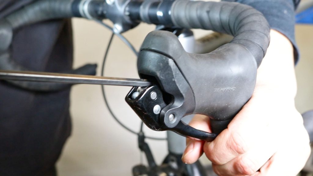 drop bar brake levers being tightened