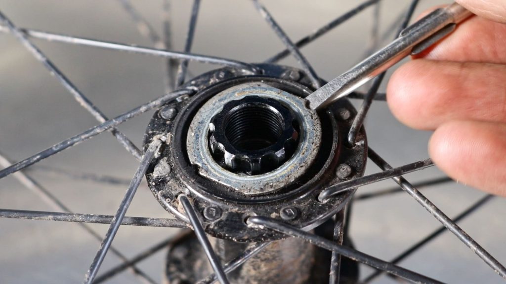 removing and cleaning shimano freehub washer
